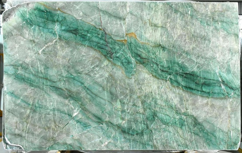 Image Emerald Crystal